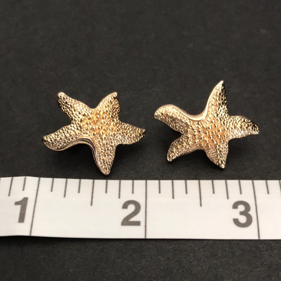 Vintage Sarah Coventry Star Earrings / Starfish, Gold Tone Earrings, Clip-ons - Picture 9 of 10
